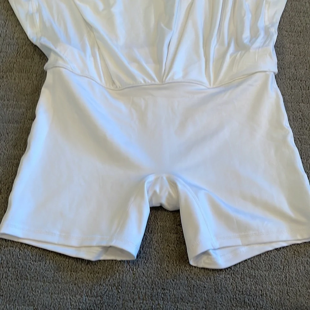 Nike Women’s NikeCourt Dri-FIT Victory
Flouncy Skirt NWT - Picture 8 of 12